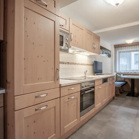 Huber Apartmán