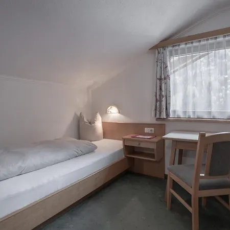 Huber Apartmán *