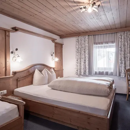 Huber Apartmán